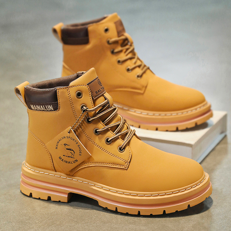 Suede Ankle Boot - รองเท้าบูทหุ้มข้อผู้ชายแบบคลาสสิก คุณภาพสูง หนังสีเหลือง รองเท้าผ้าใบแฟชั่นสำหรับกิจกรรมกลางแจ้ง รองเท้าผู้ชายแบบผูกเชือก กันลื่น