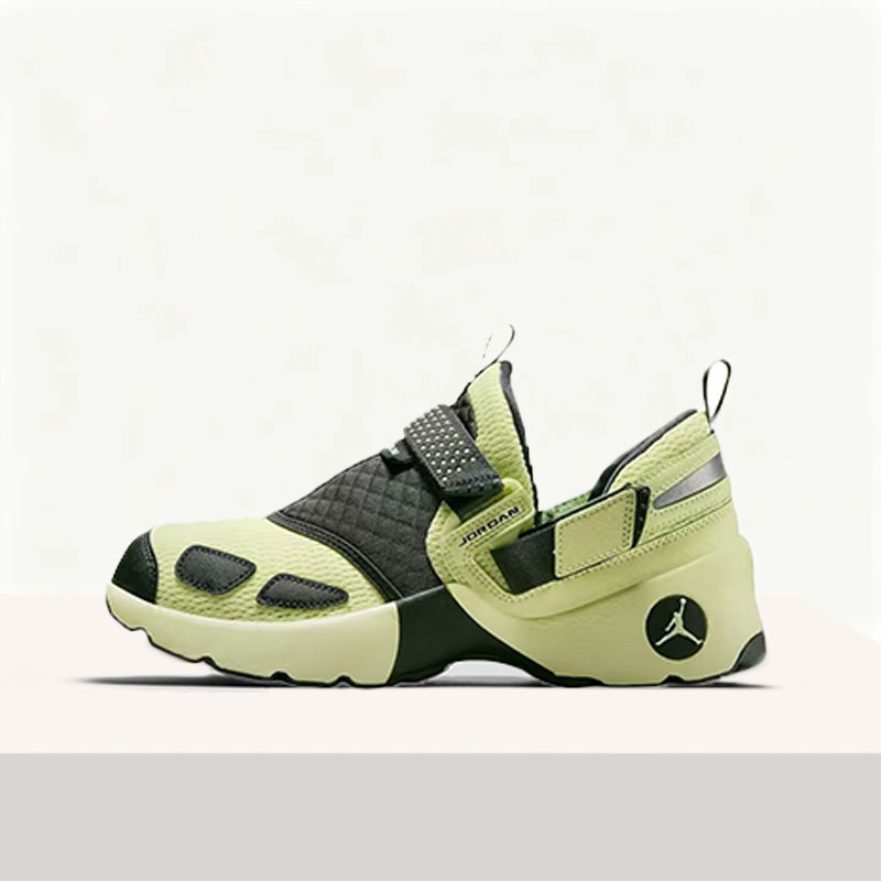 Women Shoes Jordan - ไนกี้ แอร์ จอร์แดน ทรันเนอร์ แอลเอ็กซ์รองเท้าวิ่งสำหรับผู้หญิงกันลื่นทันสมัยสบายระบายอากาศได้ดี HQ2164-302