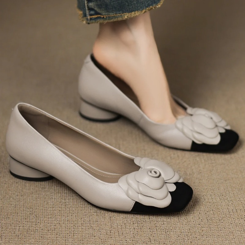 Slingback Pumps Women - รองเท้าส้นสูงแบบสวมสำหรับผู้หญิงไซส์ใหญ่ 34-41 ผลิตจากหนังแกะผสมสี ตกแต่งลายดอกไม้ สไตล์ OL