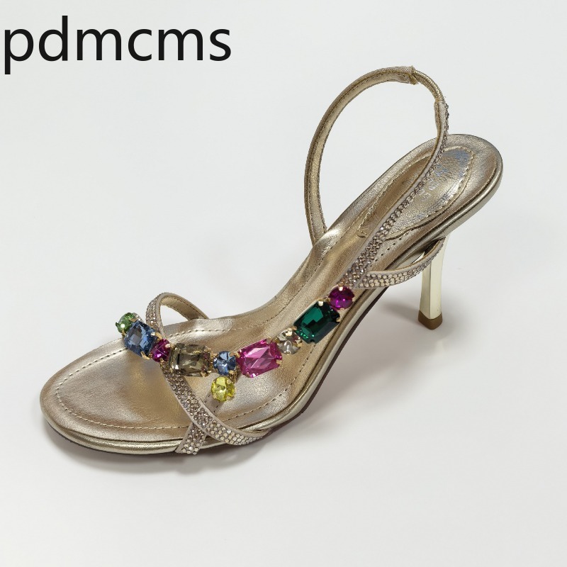 Women Shoes Brands - รองเท้าแตะผู้หญิงรุ่นใหม่สำหรับฤดูร้อน ประดับอัญมณีสีสันสดใส ส้นสูง แฟชั่นรองเท้าผู้หญิง แบรนด์หรู รองเท้าส้นสูงสำหรับงานเลี้ยง