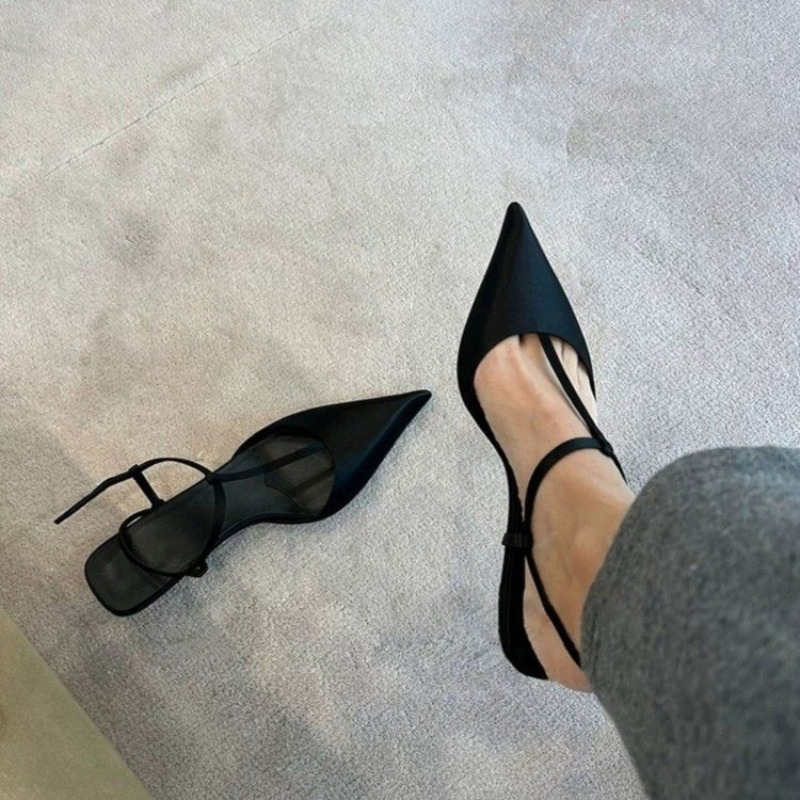 Women Shoes Brands - รองเท้าแบรนด์สำหรับผู้หญิง รองเท้าแตะหัวแหลมสุดเซ็กซี่ ส้นเตี้ยใส่สบาย รองเท้าแตะแฟชั่น รองเท้าส้นสูงไซส์ใหญ่ ดีไซน์เรียบง่าย