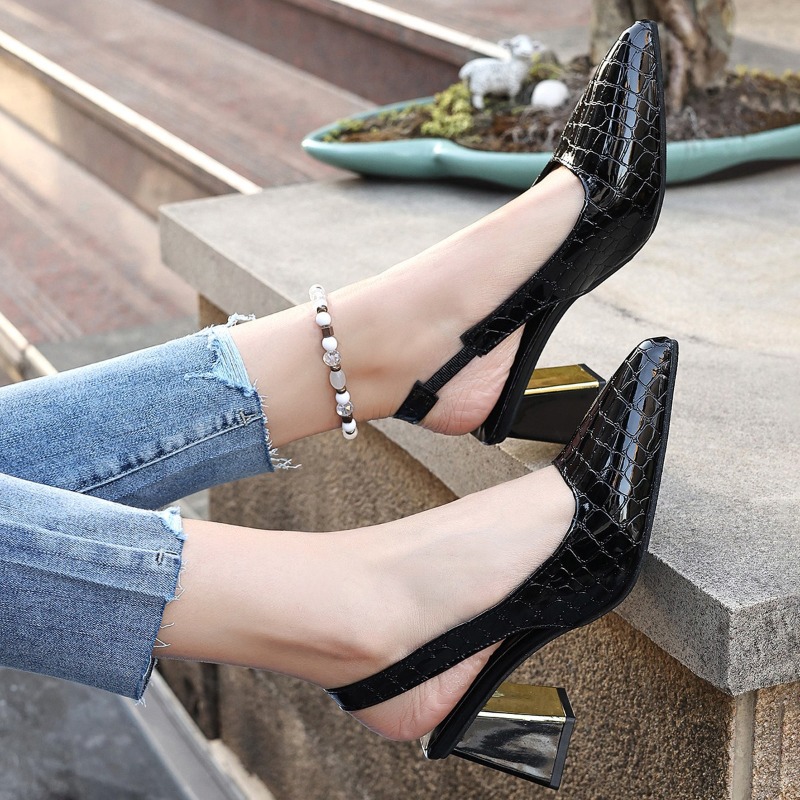 รองเท้าส้นสูงแบบรัดส้นสำหรับฤด - Women Shoes Brands บทวิจารณ์และราคา