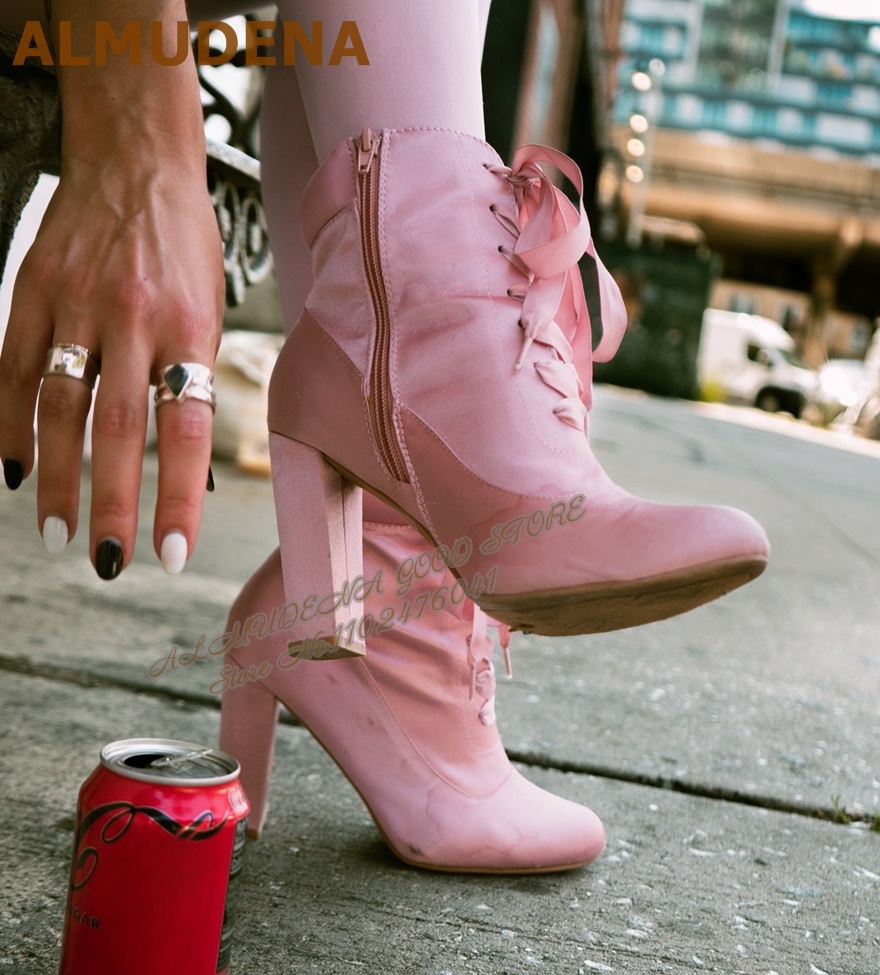 รองเท้าบูทส้นหนาสีชมพู ALMUDEN - Ribbon Tie Heel บทวิจารณ์และราคา