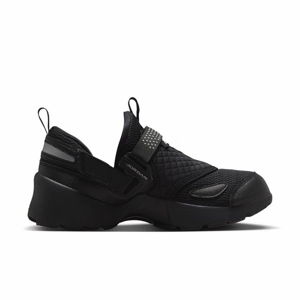 ไนกี้ จอร์แดน ทรันเนอร์แอลเอ็ก - Women Shoes Jordan บทวิจารณ์และราคา